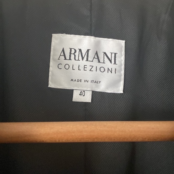 ARMANI-Collezioni Stunning Classic Black Angora/Wool/Cashmere Coat barely worn - Picture 3 of 12